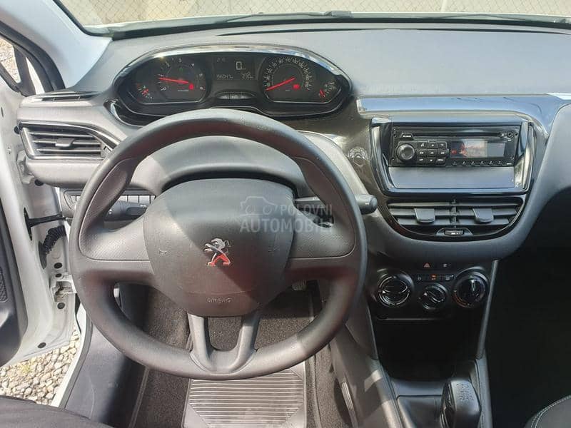 Peugeot 208 1.4 HDI