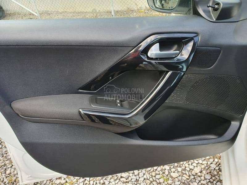 Peugeot 208 1.4 HDI