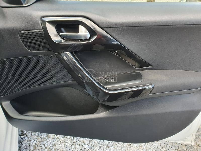 Peugeot 208 1.4 HDI