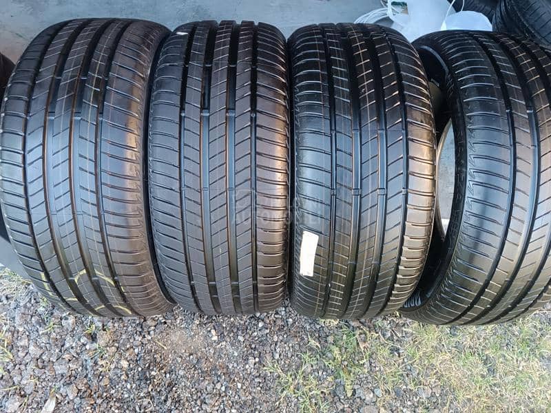 Bridgestone 245/45 R18 Letnja