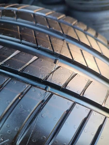 Bridgestone 245/45 R18 Letnja