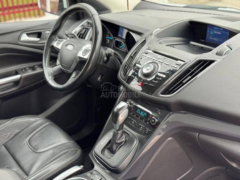 Ford Kuga 2,0 T E K  R E G