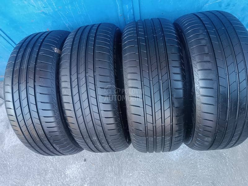 Bridgestone 225/55 R17 Letnja
