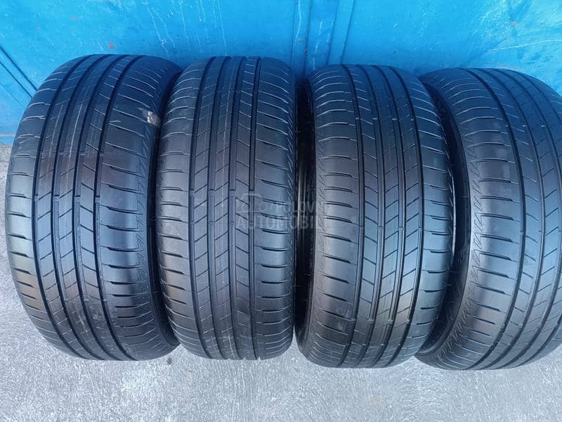Bridgestone 225/55 R17 Letnja