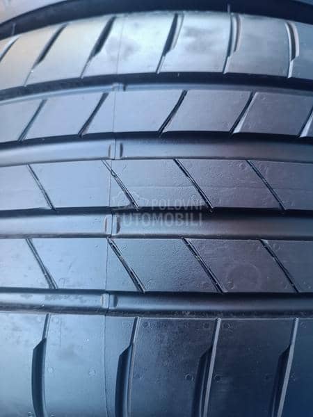 Bridgestone 225/55 R17 Letnja