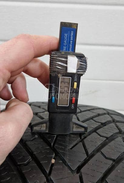 Pirelli 235/55 R19 Zimska