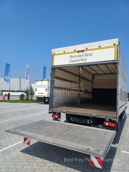 FUSO Canter