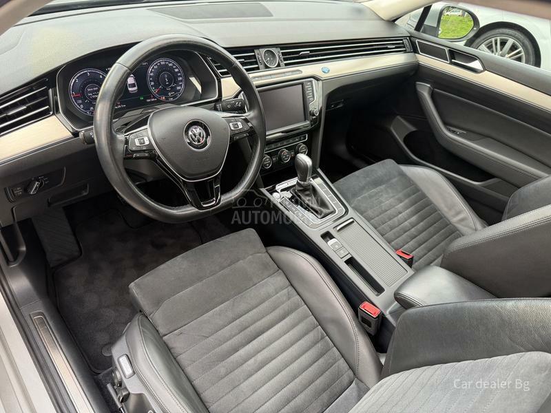 Volkswagen Passat B8 4x4/biturbo/pano