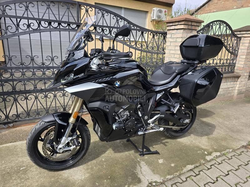 BMW S 1000 XR Triple Black