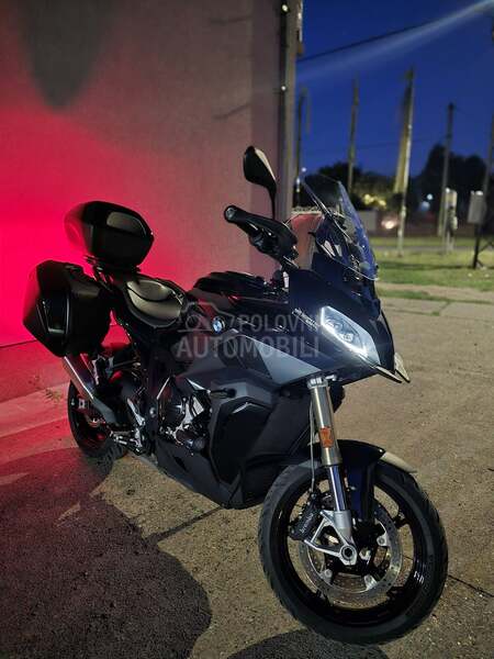 BMW S 1000 XR Triple Black