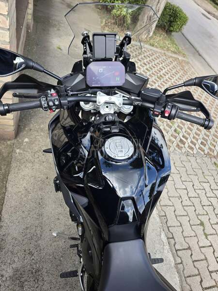 BMW S 1000 XR Triple Black