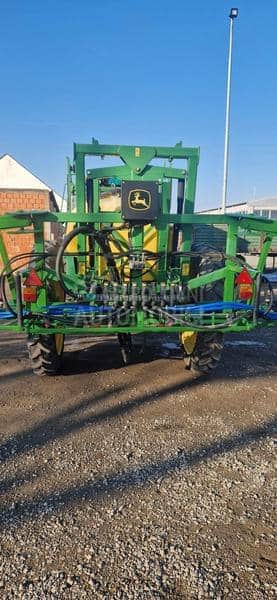 John Deere 732