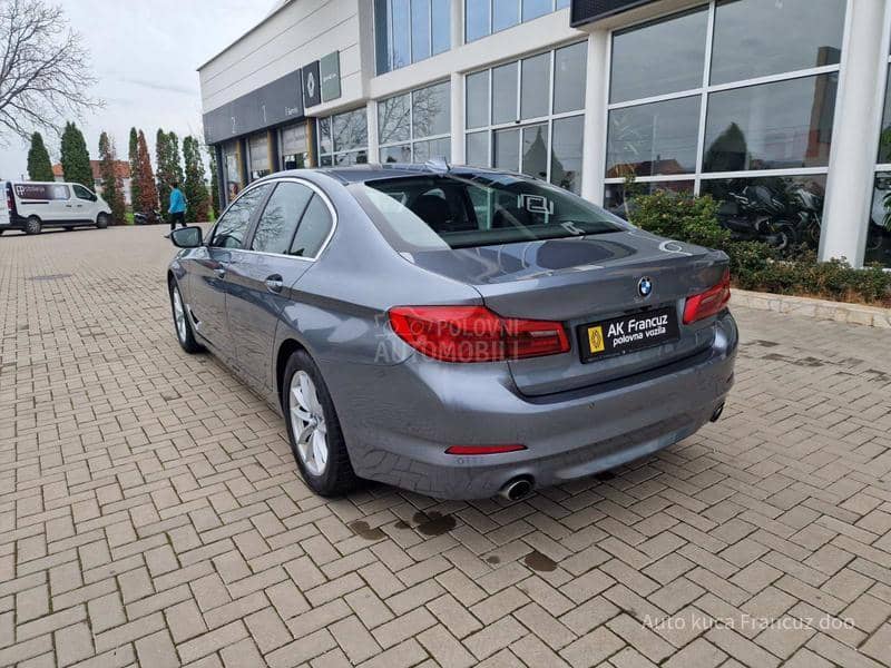 BMW 520 