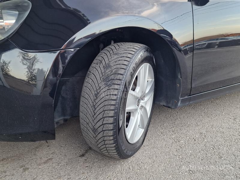 Volkswagen Golf 6 1.6 TDI/V.SERV/T O P