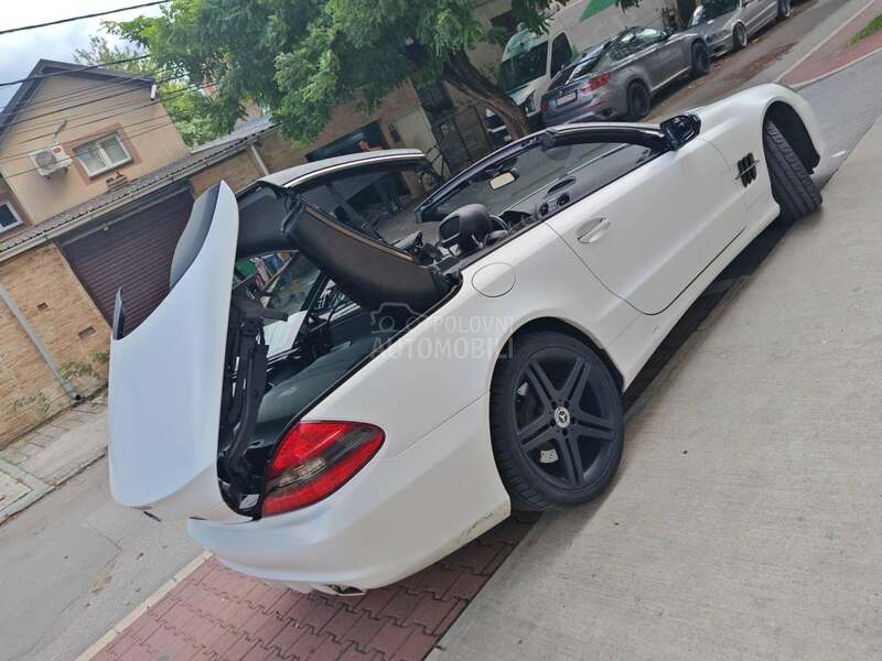Mercedes Benz SL 280 Black Pack Restajl