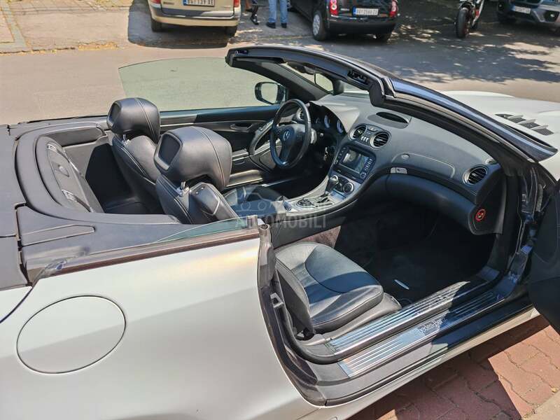 Mercedes Benz SL 280 Black Pack Restajl