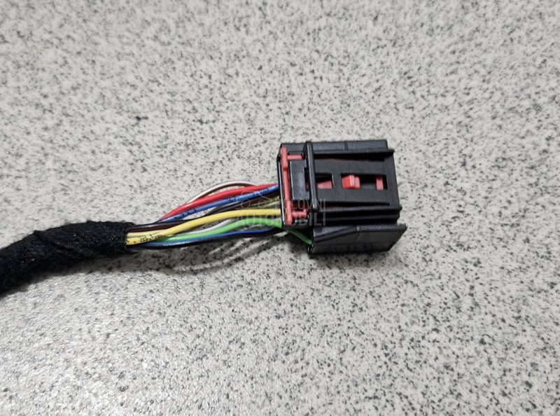 Levi Retrovizor 11 Pinova