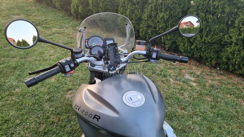 BMW R 1200 R  SVAJCARSKA