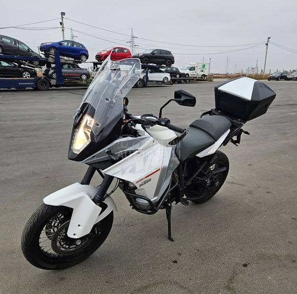 KTM Super Adventure 1290