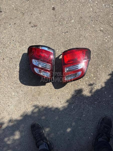 Stop svetla i stop lampe