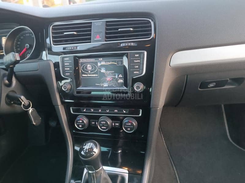 Volkswagen Golf 7  Volkswagen Golf 7