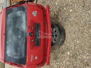 gepek vrata za Subaru Justy od 2004. do 2007. god.