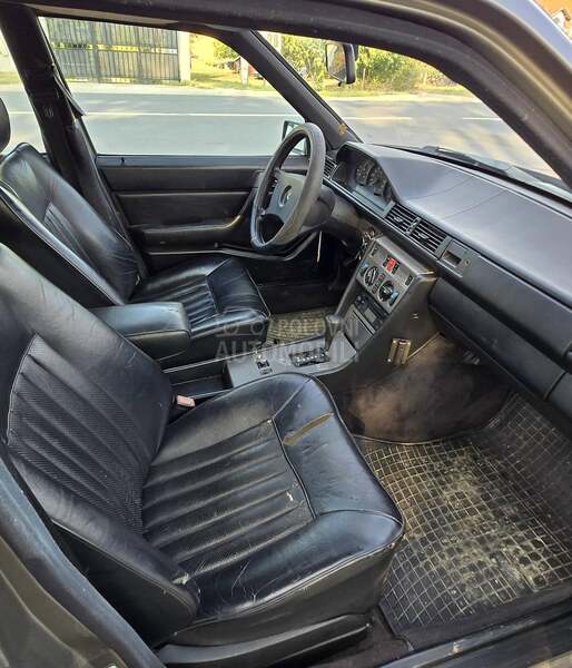 Mercedes Benz E 124 E 260