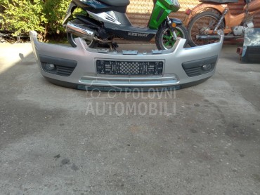 Prednji branik fokus mk2 za Ford Focus od 2004. do 2007. god.