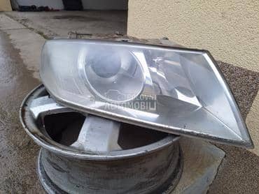 far sa projektorom za Škoda Octavia od 2005. do 2009. god.