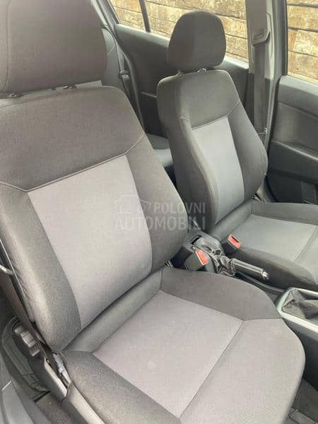 Opel Astra H 