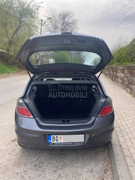 Opel Astra H 