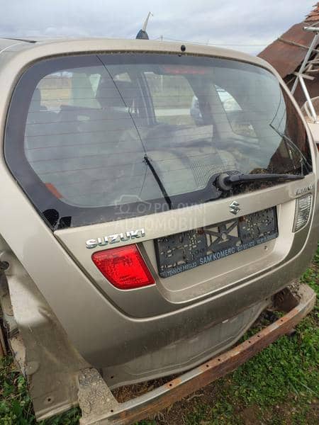 Delovi za Suzuki Liana 2005. god.