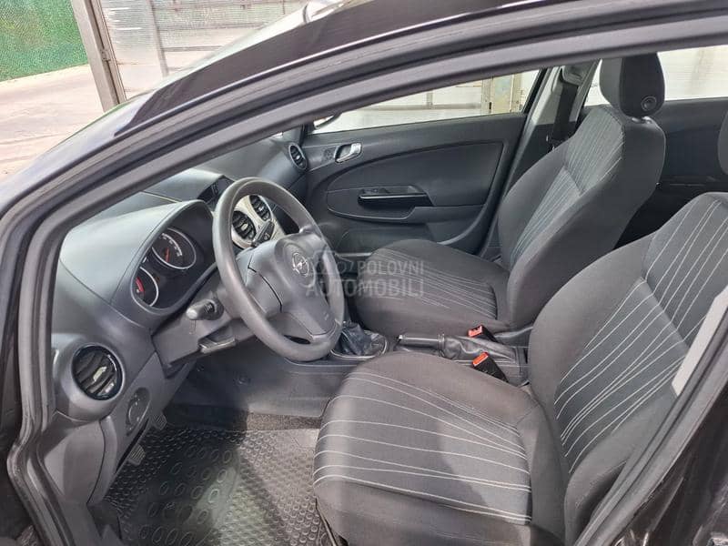 Opel Corsa B 