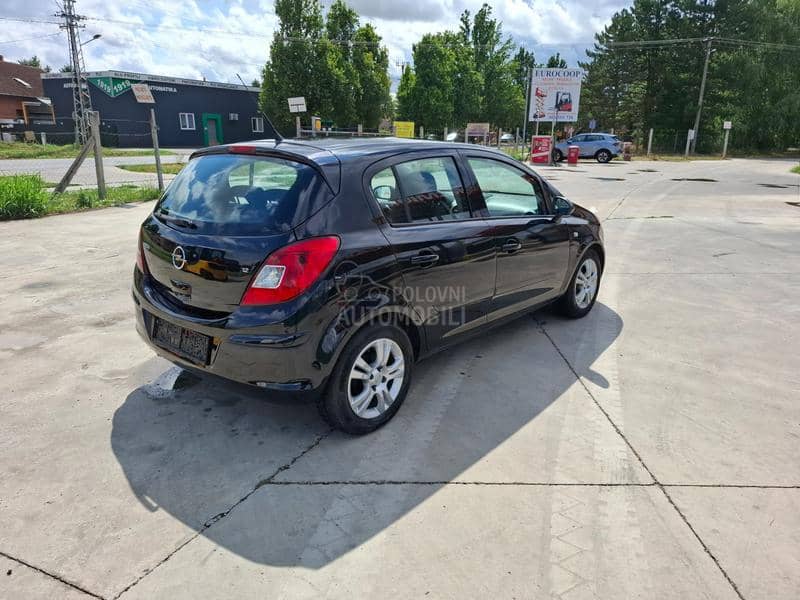 Opel Corsa B 