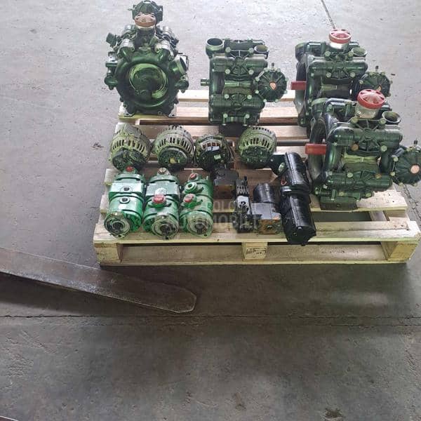 Rezervni delovi za John Deere i Capello