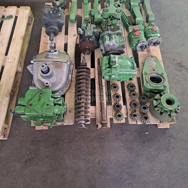 Rezervni delovi za John Deere i Capello