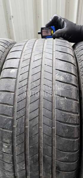 Bridgestone 235/55 R18 Letnja