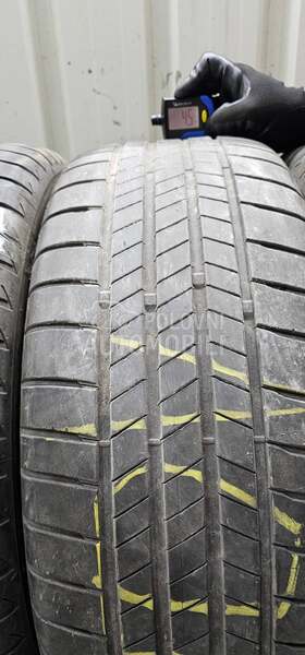 Bridgestone 235/55 R18 Letnja