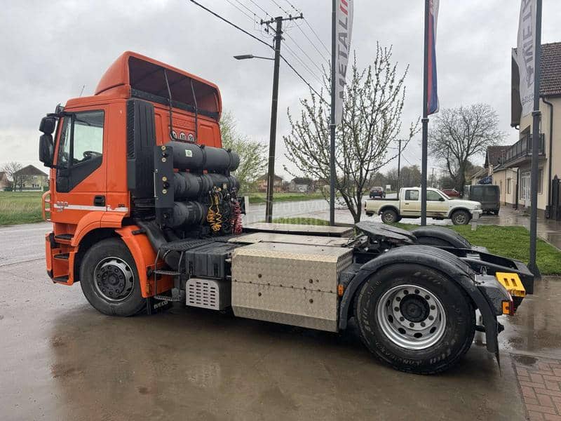 Iveco Stralis 330