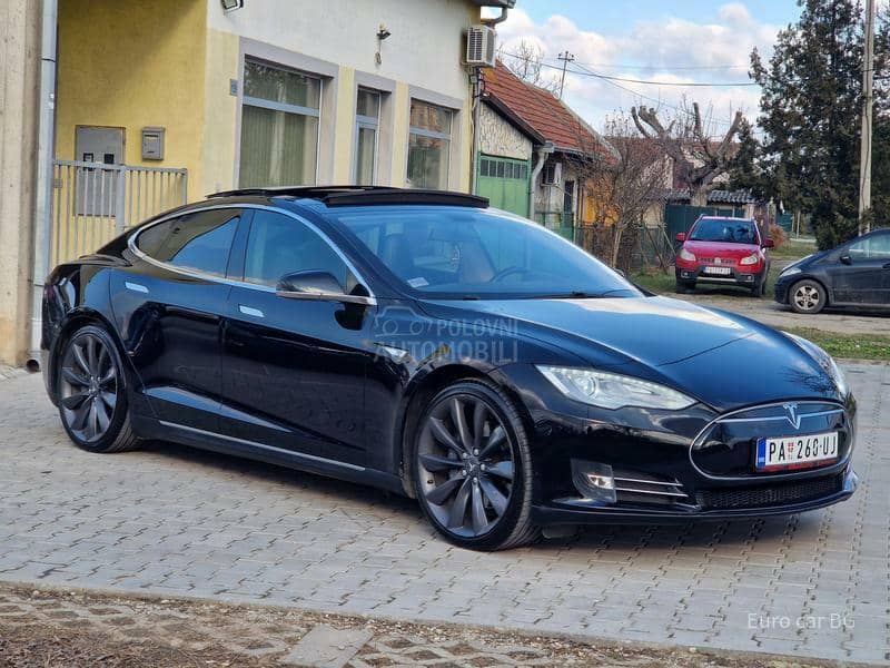 Tesla Model S F U L L