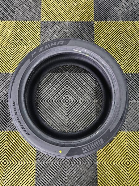 Pirelli 245/40 R18 Letnja