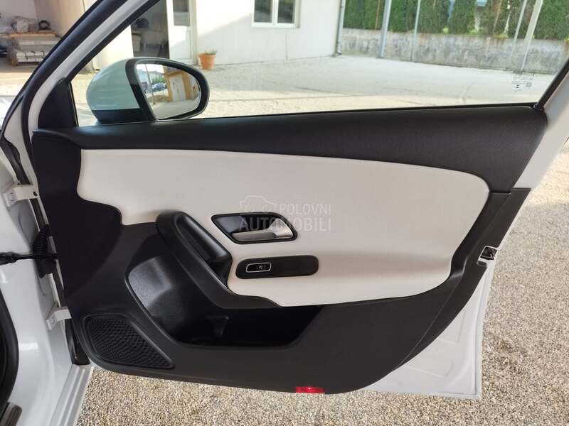 Mercedes Benz A 180 180D