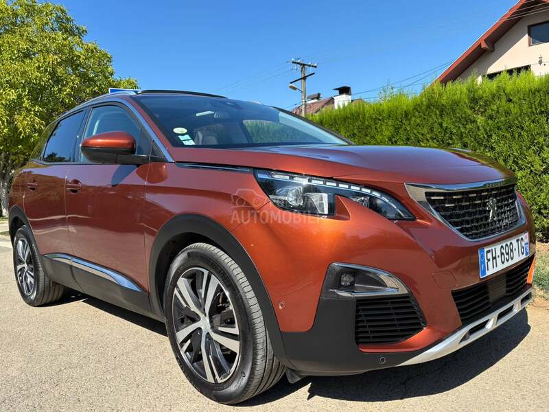 Peugeot 3008 1.5HDI ALLURE/PANO