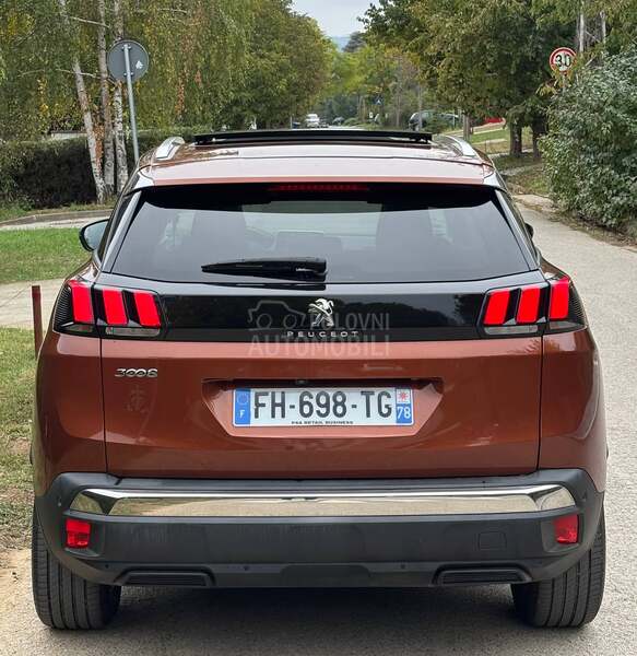 Peugeot 3008 1.5HDI ALLURE/PANO