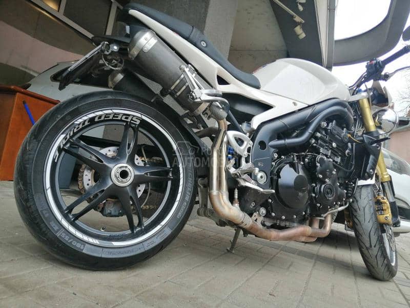 Triumph Speed Tripl