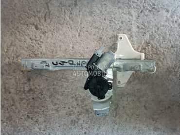Zadnji desni podizac za Citroen C4 Picasso