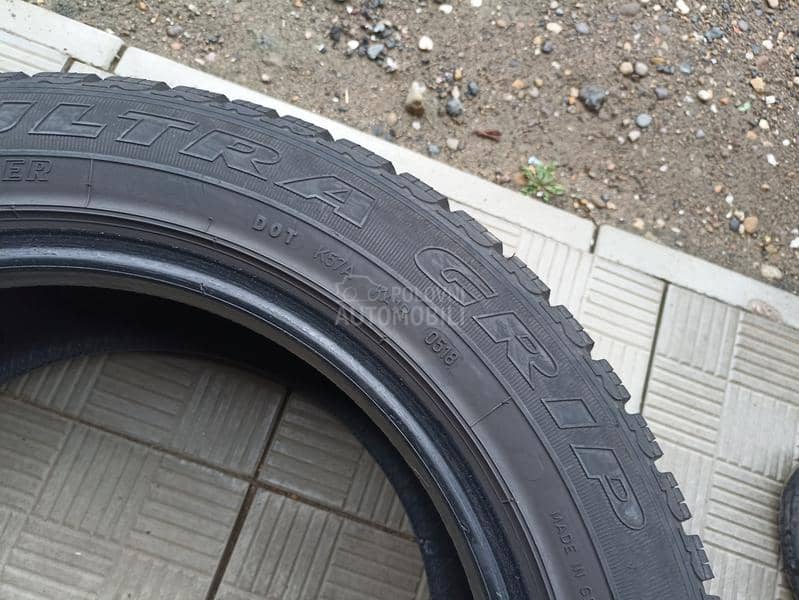 Goodyear 235/55 R17 Zimska