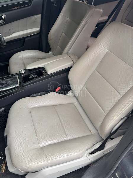 Delovi za Mercedes Benz E 250 2010. god.