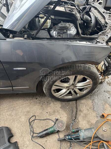 Delovi za Mercedes Benz E 250 2010. god.