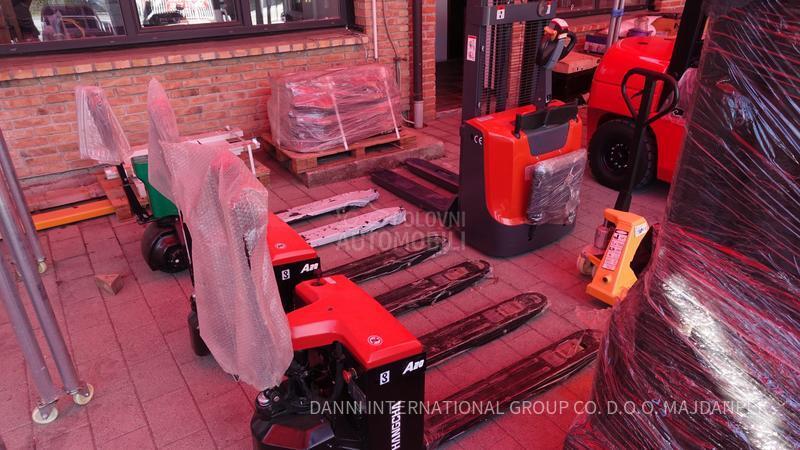pallet truck stacker